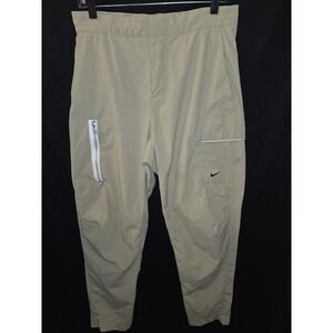 Nike NSW STE Utility Pants Mens 30 ‎ (Medium) Khaki Tan Lightweight Cargo Logo